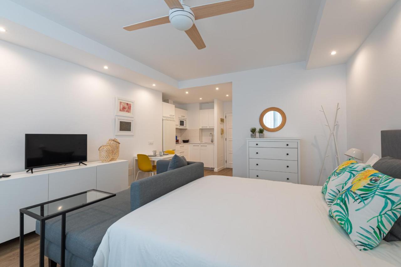 Homeforguest Moderno Estudio Junto A Las Canteras Las Palmas Buitenkant foto